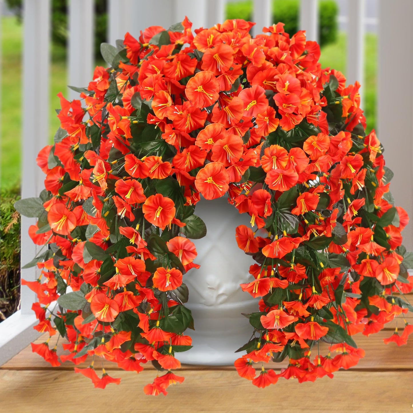 Fleurs et plantes artificielles suspendues en promotion - Résistantes aux UV, imperméables et coupe-vent